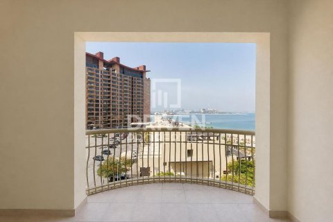 Снять в аренду квартиру в Shoreline Apartments, Пальма Джумейра, Дубай: 2 спальни, 185.53м², № 128557 - фото 13