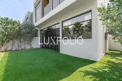 Maison de ville à Jumeirah Golf Estates, Dubai, 4 chambres, 322 m², № 45677