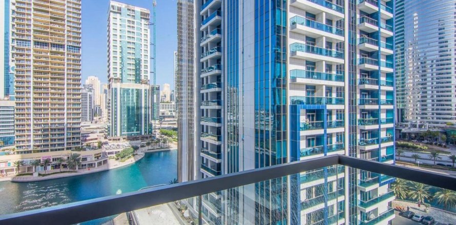 Apartment in Dubai 3 bedrooms, 210.41 sq.m. № 22793
