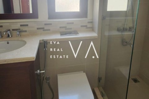 Villa in Dubai 5 bedrooms, 431.99 sq.m. № 52727 - photo 6
