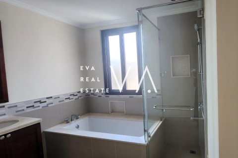 Villa in Dubai 5 bedrooms, 431.99 sq.m. № 52727 - photo 13