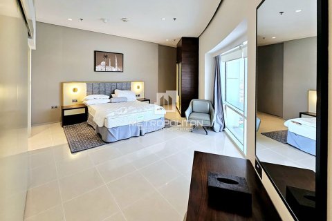 Apartment in Sheikh Zayed Road, Dubai 2 bedrooms, 122 sq.m. № 14730 - photo 19