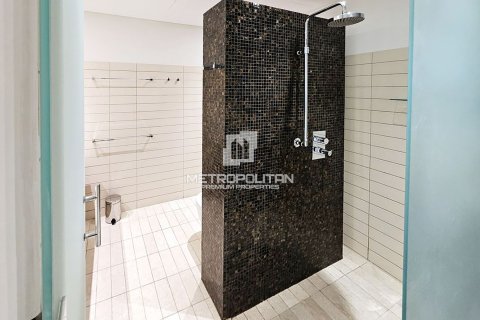Apartment in Sheikh Zayed Road, Dubai 2 bedrooms, 122 sq.m. № 14730 - photo 17