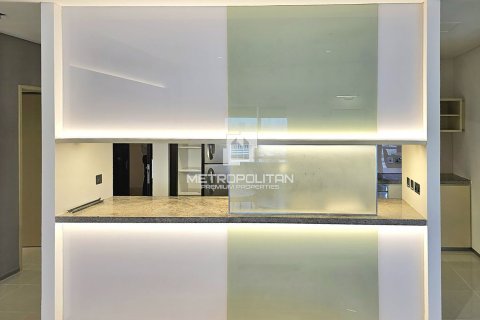 Apartment in Sheikh Zayed Road, Dubai 2 bedrooms, 122 sq.m. № 14730 - photo 5