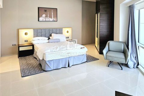 Apartment in Sheikh Zayed Road, Dubai 2 bedrooms, 122 sq.m. № 14730 - photo 10