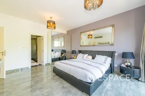 Villa en Saheel, Arabian Ranches, Dubai, 3 dormitorios, 299 m², № 122443 - foto 11