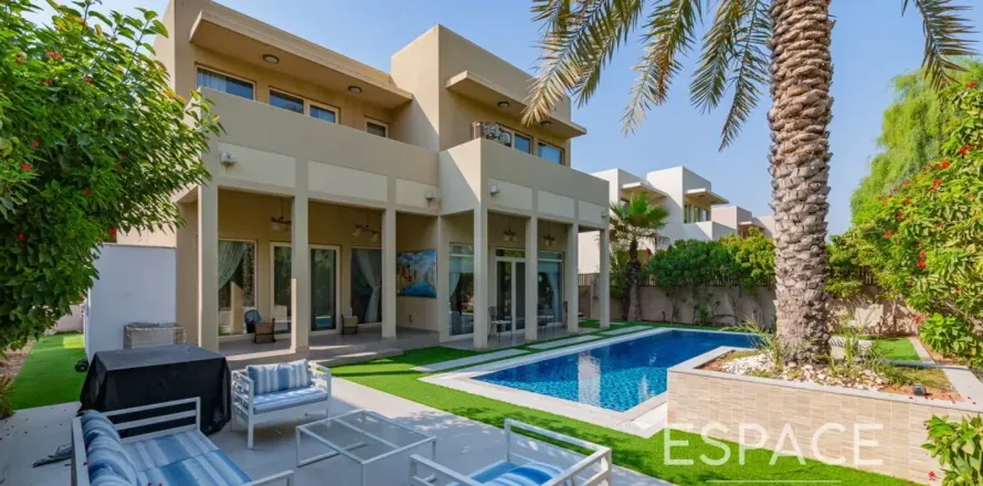 Villa en Saheel, Arabian Ranches, Dubai, 3 dormitorios, 299 m², № 122443