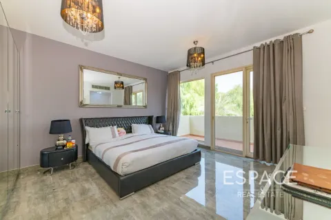 Villa en Saheel, Arabian Ranches, Dubai, 3 dormitorios, 299 m², № 122443 - foto 10