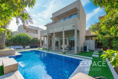 Villa en Saheel, Arabian Ranches, Dubai, 3 dormitorios, 299 m², № 122443 - foto 18