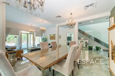 Villa en Saheel, Arabian Ranches, Dubai, 3 dormitorios, 299 m², № 122443 - foto 5