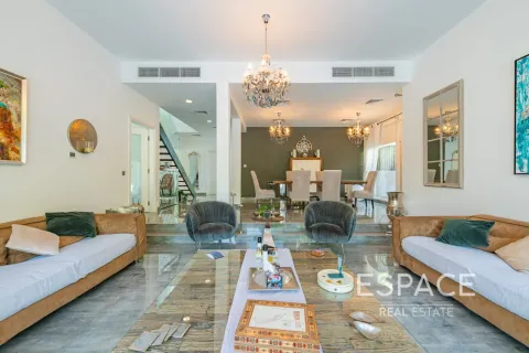Villa en Saheel, Arabian Ranches, Dubai, 3 dormitorios, 299 m², № 122443 - foto 4