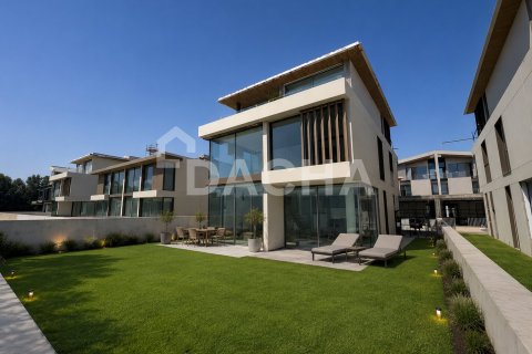 Villa in Nad Al Sheba 1, Nadd Al Sheba, Dubai 4 bedrooms, 505 sq.m. № 118921