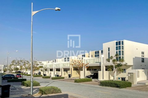 Villa à Dubai, 4 chambres, 151.8 m², № 136587 - photo 14
