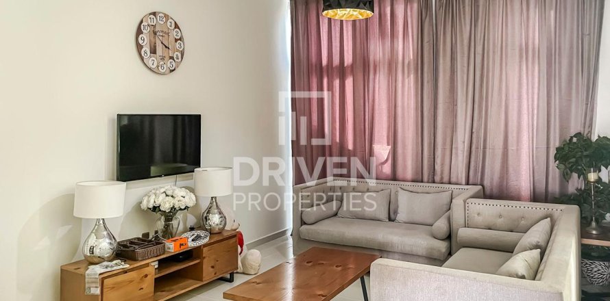 Villa à Dubai, 4 chambres, 151.8 m², № 136587