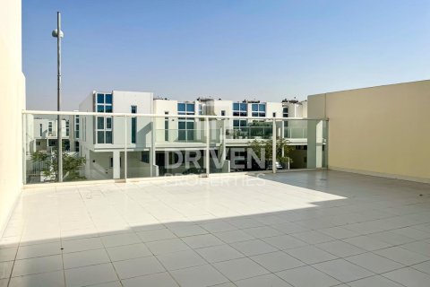 Villa à Dubai, 4 chambres, 151.8 m², № 136587 - photo 10