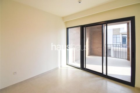 Townhouse in Arabian Ranches 3, Dubai 3 bedrooms, 208 sq.m. № 43792 - photo 11