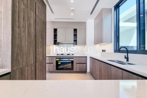 Villa en Harmony, Tilal Al Ghaf, Dubai, 5 dormitorios, 416 m², № 43790 - foto 5