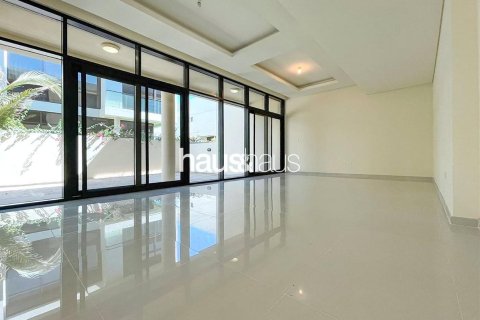 Maison de ville à DAMAC Hills (Akoya by DAMAC), Dubai, 3 chambres, 209 m², № 43780 - photo 2