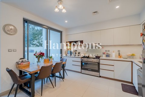 Снять в аренду таунхаус в Arabian Ranches 2, Дубай: 3 спальни, 191.38018000м², № 101368 - фото 12