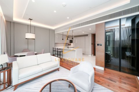 Квартира в Дубае, 1 спальня, 82м², № 141842