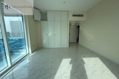 Снять в аренду квартиру в Sheikh Zayed Road, Дубай: 2 спальни, 139.4м², № 10484 - фото 6