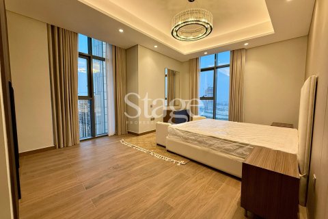 Apartment in NOBLES TOWER in Business Bay, Dubai 2 bedrooms, 111 sq.m. № 123037 - photo 4