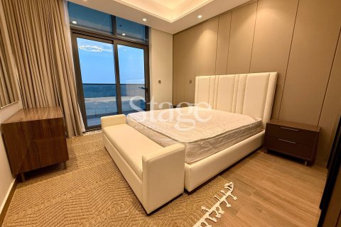 Apartment in NOBLES TOWER in Business Bay, Dubai 2 bedrooms, 111 sq.m. № 123037 - photo 9