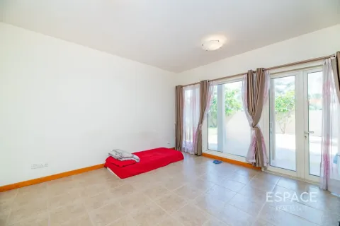 Villa en Saheel, Arabian Ranches, Dubai, 3 dormitorios, 309 m², № 122811 - foto 12