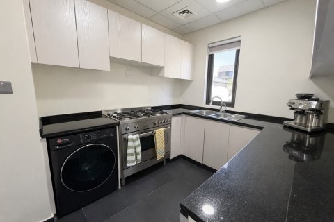 Townhouse in Dubai 3 bedrooms, 152 sq.m. № 139585 - photo 9