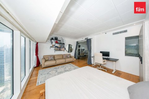 Apartment in Dubai 4 bedrooms, 333 sq.m. № 139583 - photo 17