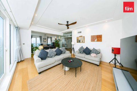 Apartment in Dubai 4 bedrooms, 333 sq.m. № 139583 - photo 6