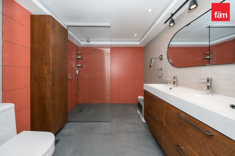 Apartment in Dubai 4 bedrooms, 333 sq.m. № 139583 - photo 29