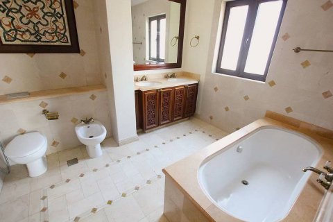 Penthouse in Downtown Dubai (Downtown Burj Dubai), Dubai 4 bedrooms, 297 sq.m. № 37281 - photo 9