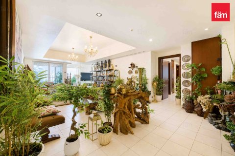 Apartment in Dubai Marina, Dubai 3 bedrooms, 233.7 sq.m. № 124996 - photo 5