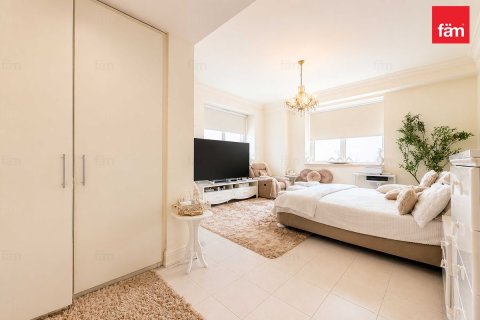 Apartment in Dubai Marina, Dubai 3 bedrooms, 233.7 sq.m. № 124996 - photo 11