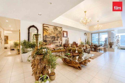 Apartment in Dubai Marina, Dubai 3 bedrooms, 233.7 sq.m. № 124996 - photo 17