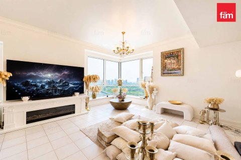 Apartment in Dubai Marina, Dubai 3 bedrooms, 233.7 sq.m. № 124996 - photo 19