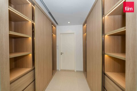 Снять в аренду таунхаус в Джабаль-Али, Дубай: 3 спальни, 240.6м², № 124999 - фото 9