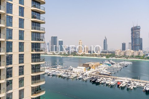 Снять в аренду квартиру в EMAAR Beachfront, Dubai Harbour, Дубай: 3 спальни, 195м², № 46232 - фото 21