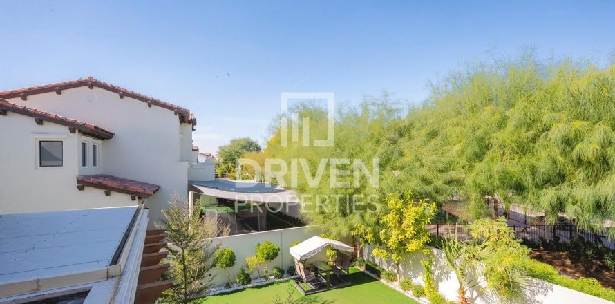 Villa à Rosa, Arabian Ranches 2, Dubai, 6 chambres, 760.78 m², № 136763