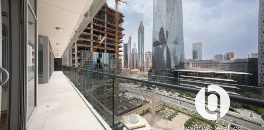Квартира в DIFC, Дубай, 3 спальни, 194м², № 101351
