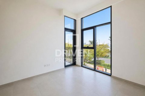 Townhouse in Mudon, Dubai 3 bedrooms, 173.54 sq.m. № 134164 - photo 8