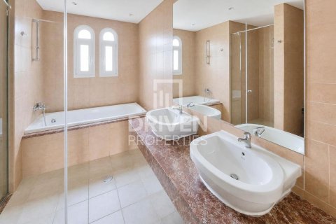 تاون هاوس في دائرة قرية جميرا, دبي 2 غرف نوم, 239.97 م² رقم 134165 - صورة 12