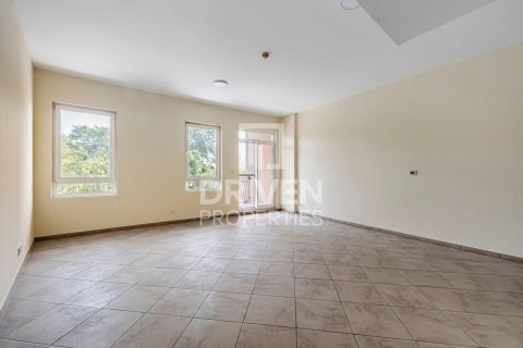 Appartement à Motor City, Dubai, 2 chambres, 155.15 m², № 129645