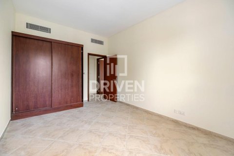 Appartement à Motor City, Dubai, 2 chambres, 155.15 m², № 129645 - photo 7