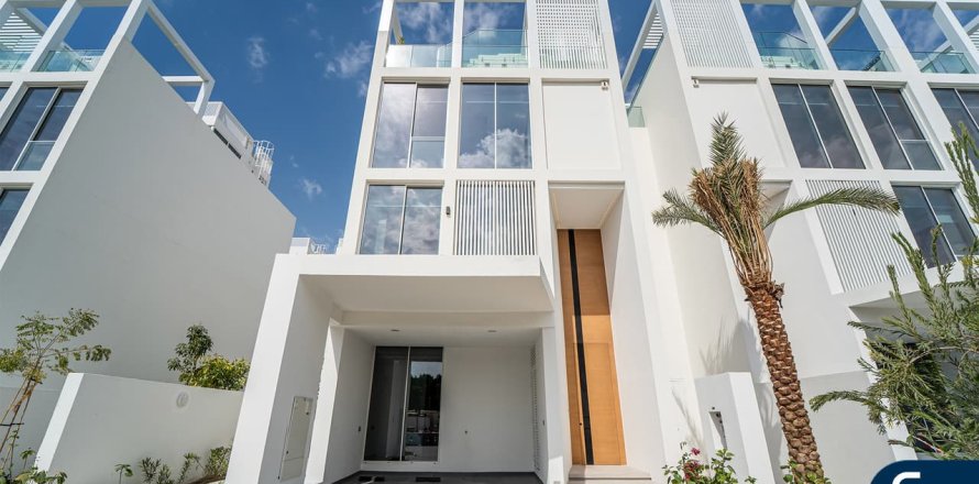 Villa en Al Barari, Dubai, 4 dormitorios, 459 m², № 91471