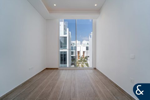 Villa en Al Barari, Dubai, 4 dormitorios, 459 m², № 91471 - foto 12
