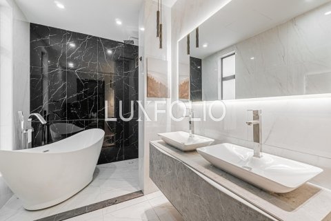 Снять в аренду виллу в Dubai Hills, Дубай Хилс Эстейт, Дубай: 6 спален, 1003м², № 46346 - фото 12