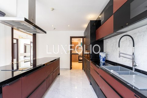 Снять в аренду виллу в Dubai Hills, Дубай Хилс Эстейт, Дубай: 6 спален, 1003м², № 46346 - фото 23