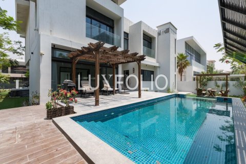 Вилла в Dubai Hills, Дубай Хилс Эстейт, Дубай, 6 спален, 1003м², № 46346